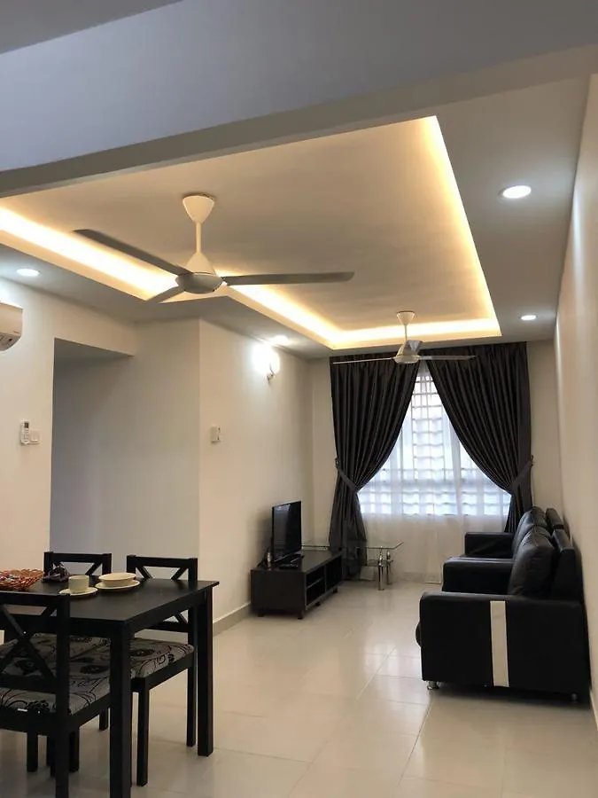 Muslim Homestay Apartment George Town 0*,  Malaysia